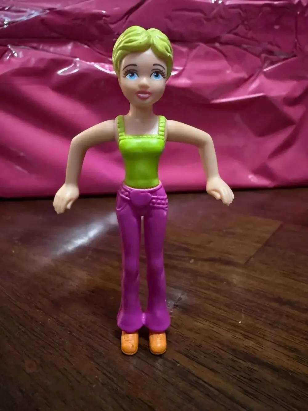 2006 Mattel Polly Pocket McDonald's Happy Meal Toy Doll
